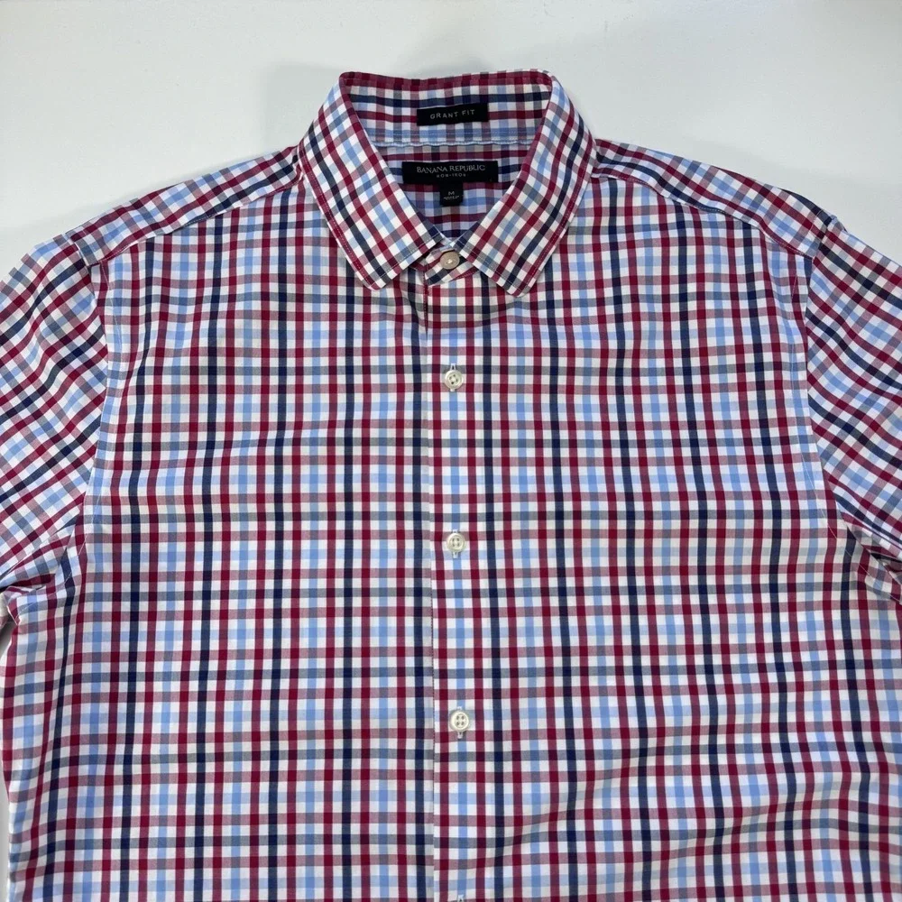 BANANA REPUBLIC Non Iron Grant Fit Button Up L/S Shirt Mens Medium BlueRedWhite